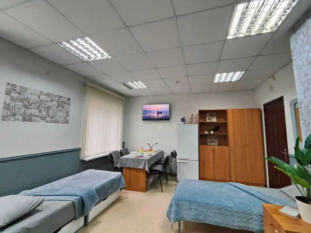 Просторная пятиместная комната