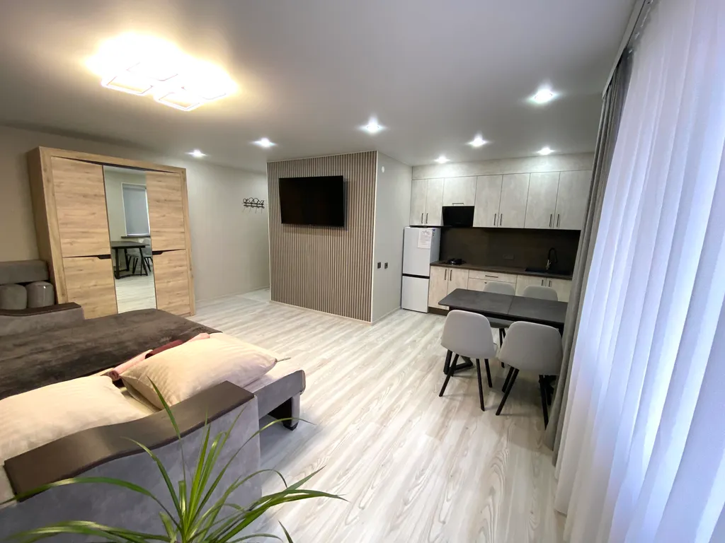 Квартира Уютная студия в центре — аренда посуточно в Михайловка