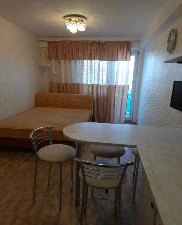 Квартира Апартаменты у моря — Любимовка