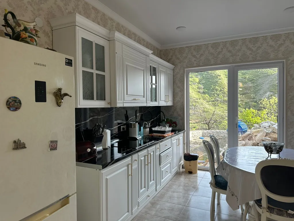 Уютный гостевой дом в пяти минутах от Гуниба с видом на горы