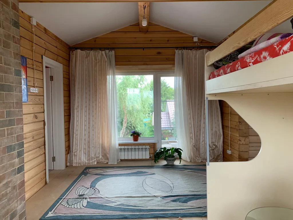 Уютный, теплый дом в живописном месте, дсонт Бердь