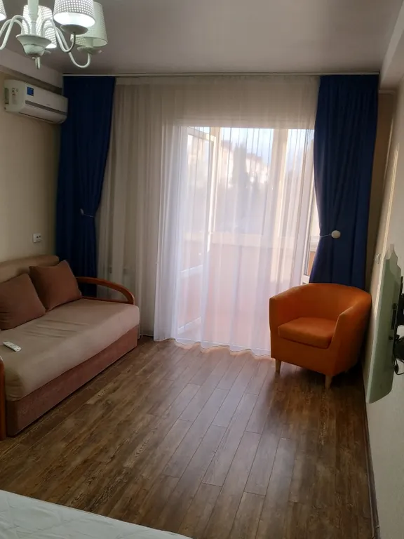 Квартира Уютная, светлая и чистая квартира в районе Херсонес — Севастополь