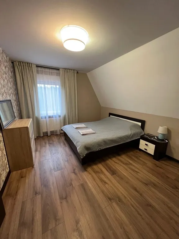 Коттедж Живописная усадьба в лесу у озера — аренда посуточно в Гусев