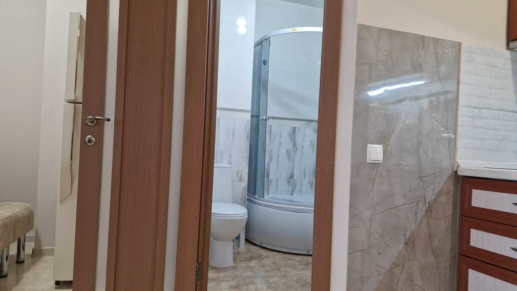 Просторная 2-х комнатная квартира в центре