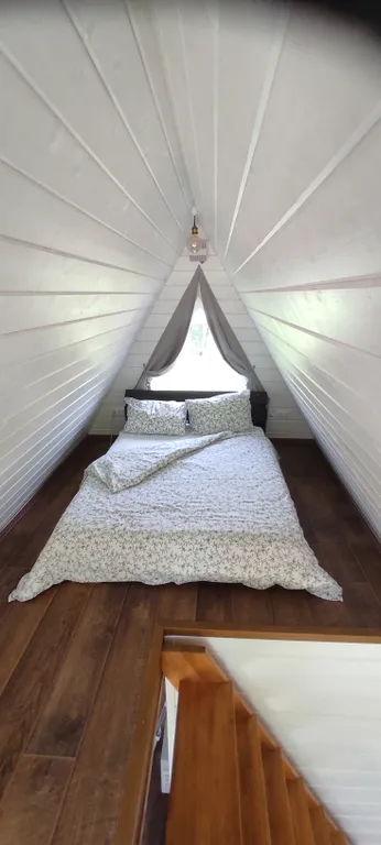 A-frame домик у леса