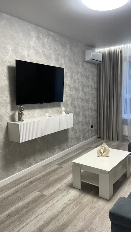 Уютная и современная двухкомнатная квартира