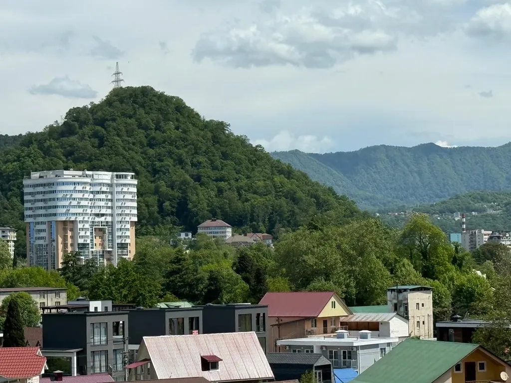 Апартамент с видом на море и горы