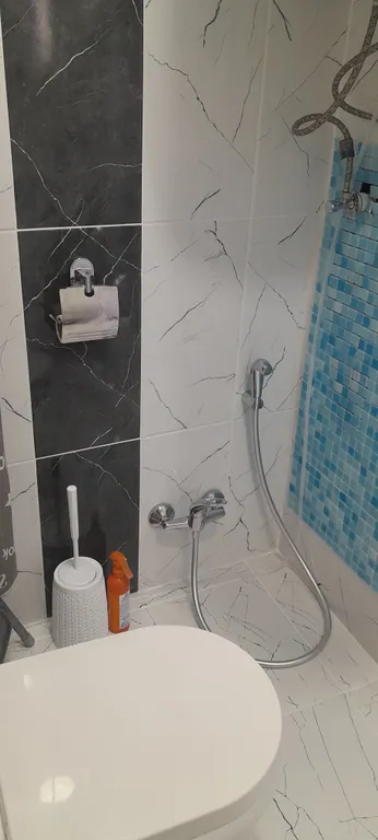 Уютная студия в центре с видом на горы