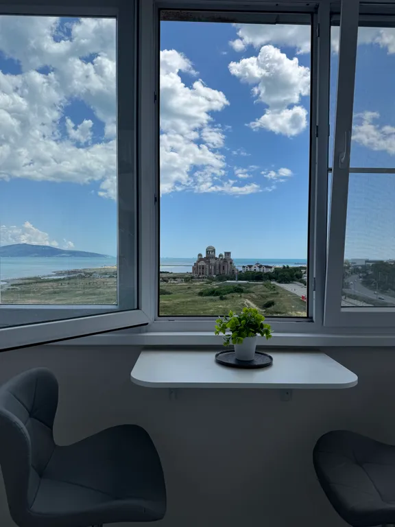 Видовая квартира на первой линии