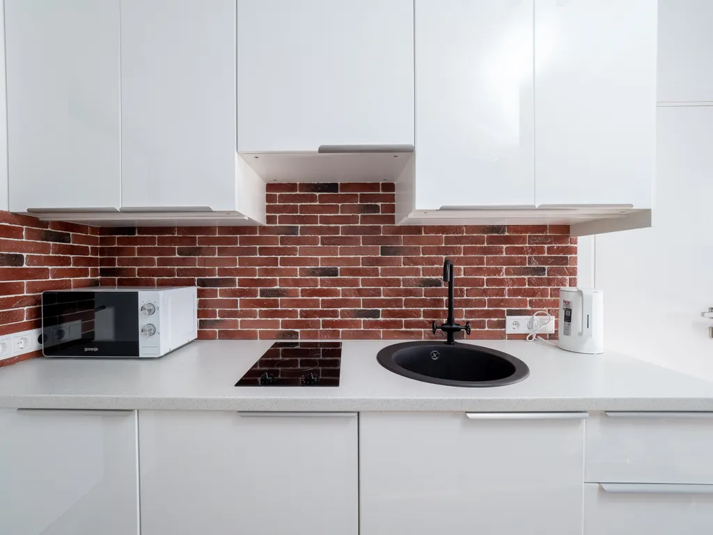 Квартира в Сочи с балконом, ровное место, вид на море, центр Хосты