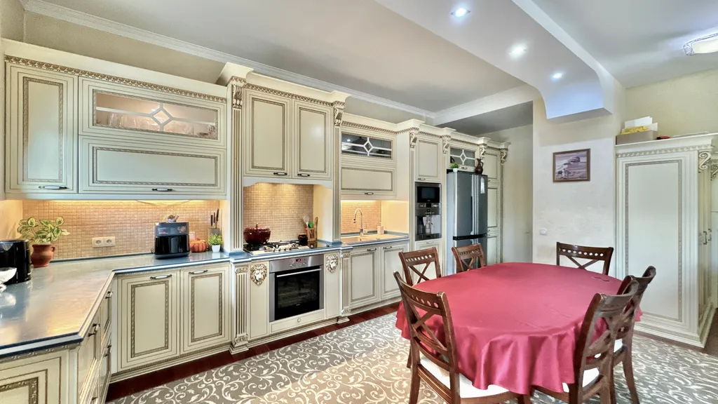 Коттедж Вилла возле Царской тропы в Нижней Ореанде — Ореанда