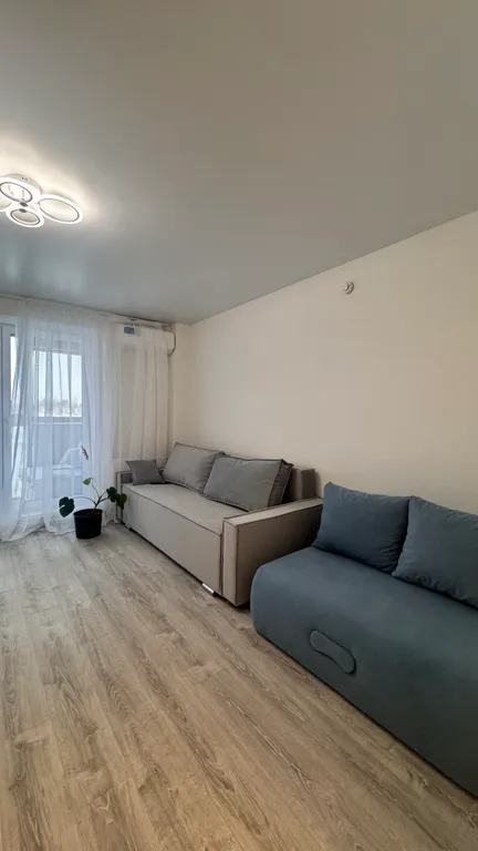 Уютная студия у озера с видом на лес