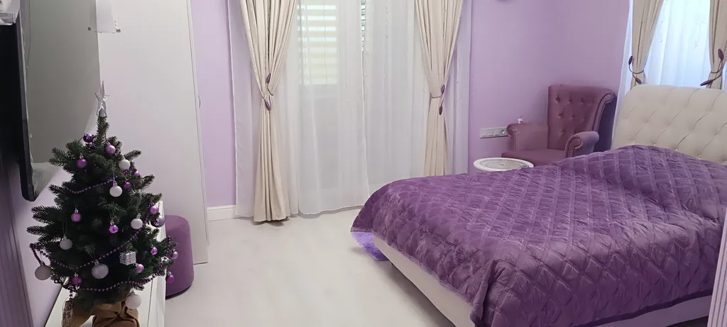 Шикарная квартира в центре города на берегу Нижнего Озера