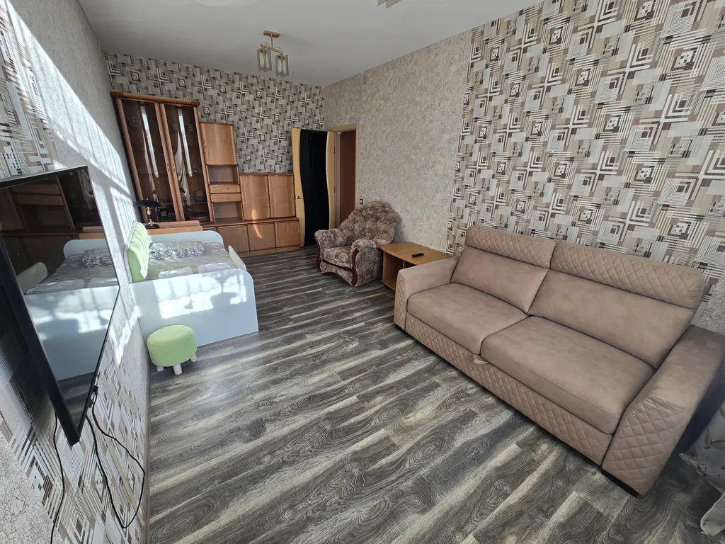 2-х комнатная квартира в Аэропорту с видом на ВПП, залив и г. Анадырь