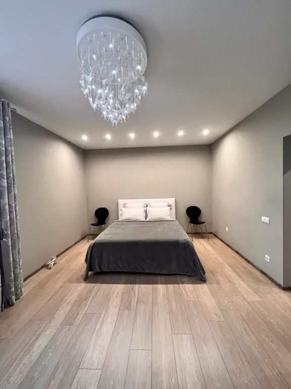 Просторная квартира комфорт-класса с панорамным видом