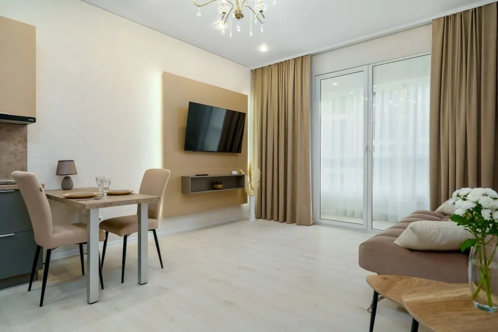 Good Night на Комсомольском 48