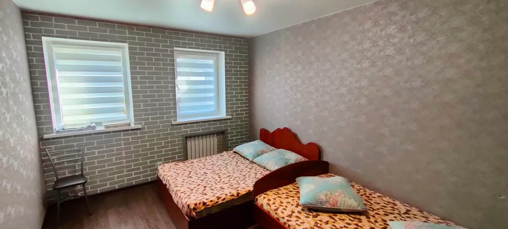 Гостевой дом на берегу озера у парка