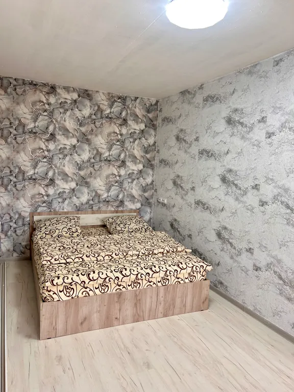 Современная  двушка около  тропы здоровья, и любужвкого предместья