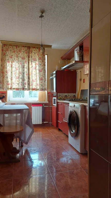 Квартира Просторная квартира, район - Заповедника Херсонес, ТЦ Муссон — Севастополь