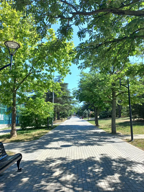 Квартира Двухкомнатная квартира рядом с пляжем Песочный — Севастополь