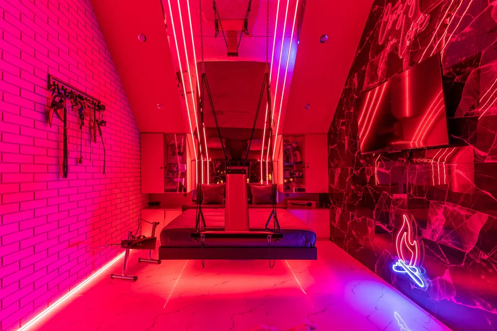 Тематический love апартамент с джакузи