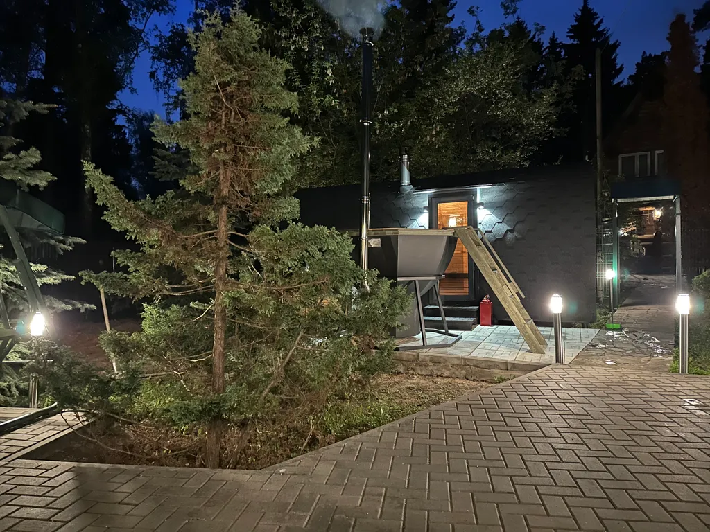 Дом с баней и чаном