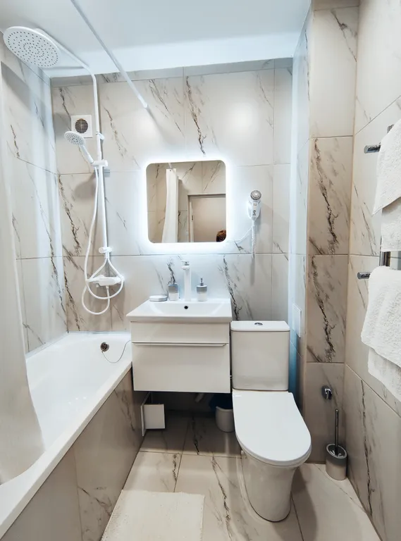 Устная квартира в самом центре города, свежий евроремонт