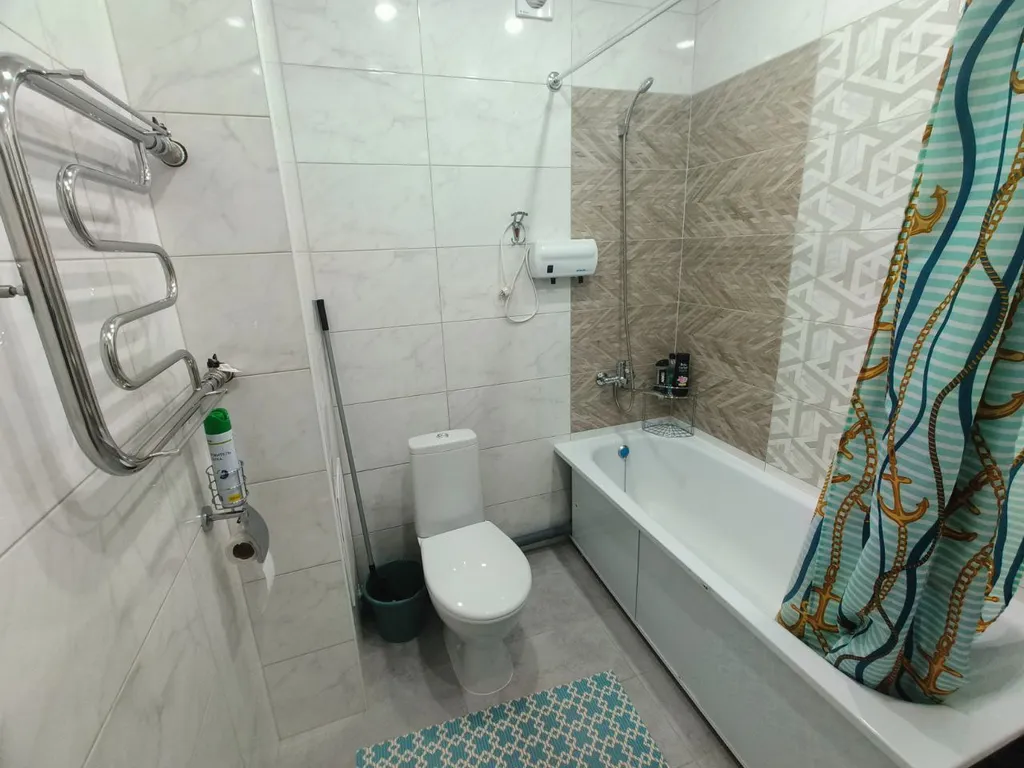 Квартира Студия возле Кристалла — Тюмень