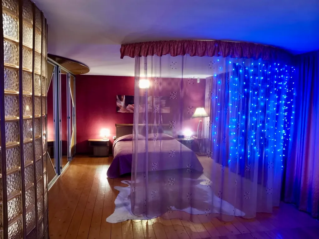 Двухуровневая квартира в центре города