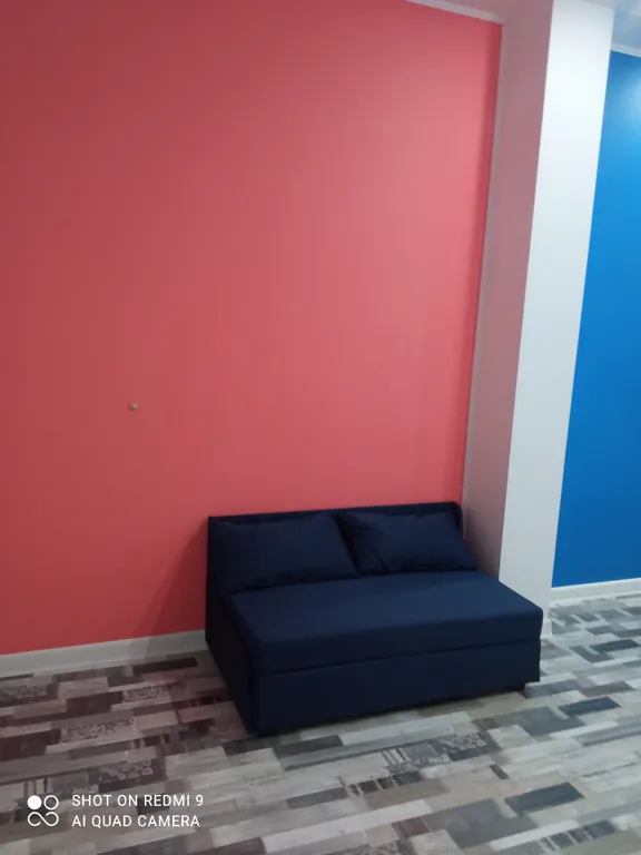 Современная новая квартира рядом с набережной реки Волга