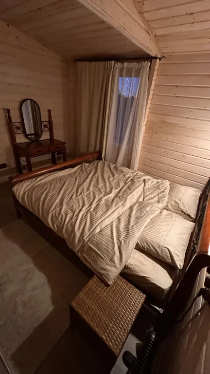 Коттедж Уютный домик на берегу реки — Тверь