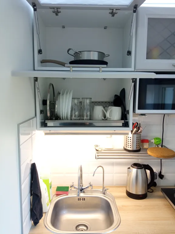 Домик у самого озера