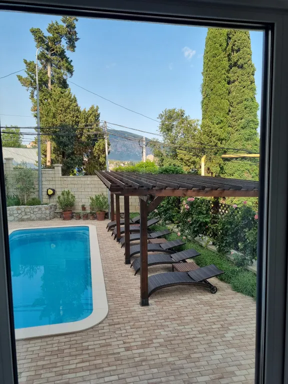 Квартира Комната — аренда посуточно в Гурзуф