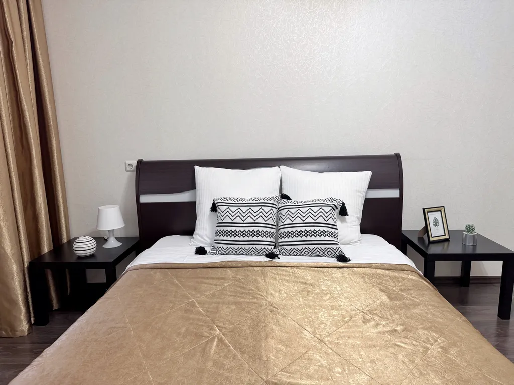 Комфортные 2-к апартаменты в центре города в районе Филармонии