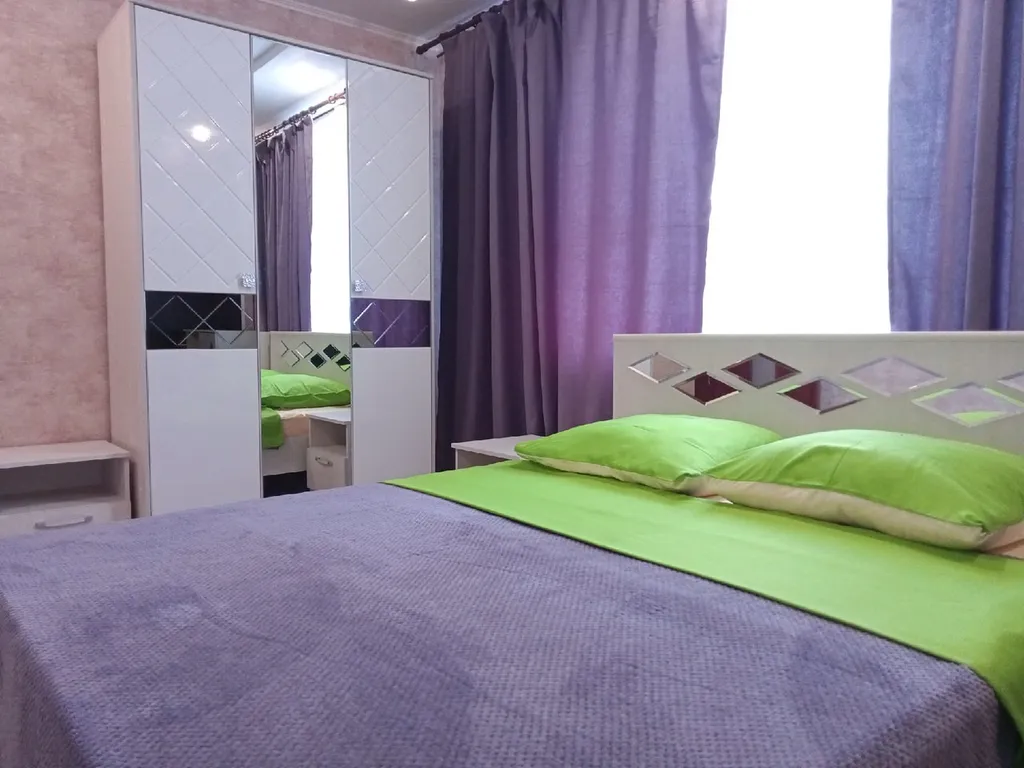 Квартира Двухкомнатная квартира в центре — Голышманово