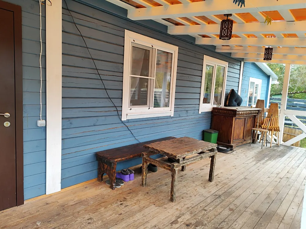 Ладога, Гостевой дом у воды в Кобоне