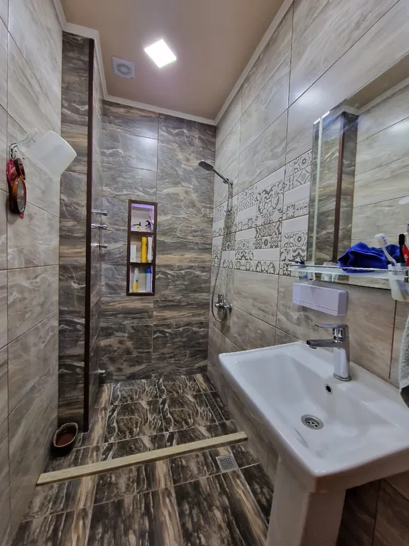 Добро пожаловать в наш город Баку мы рады вас видеть