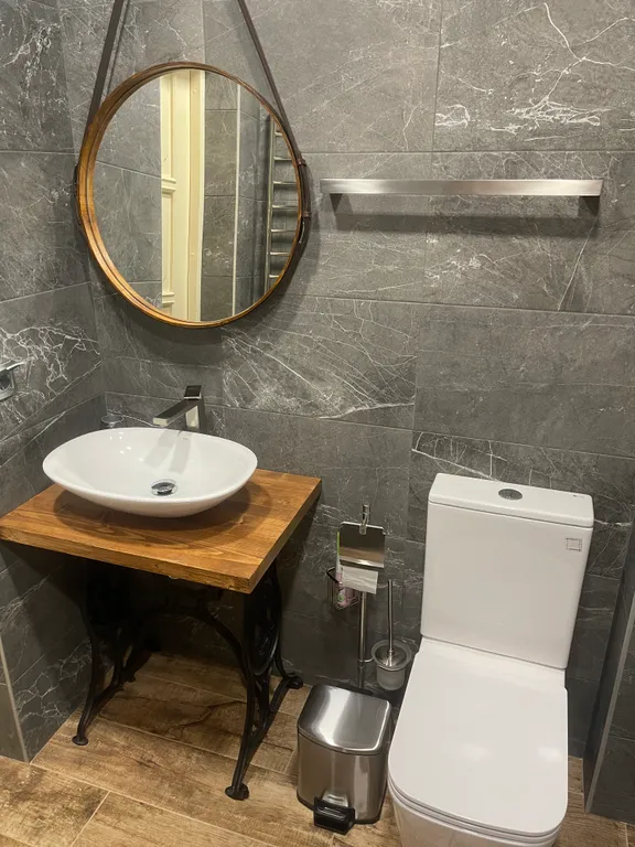 Шикарный дом в центре с бассейном