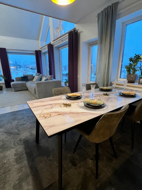 Дом у озера