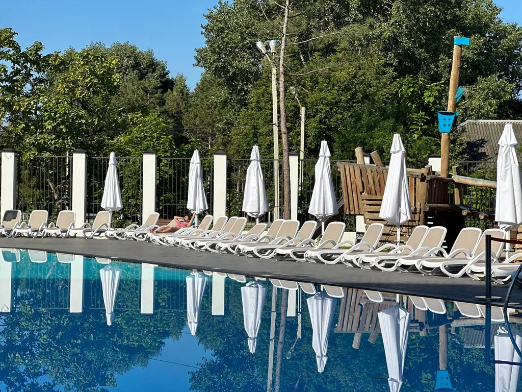 Квартира Апартаменты с бассейном в 5 минутах от чистого моря, дюн и дельфинария — Анапа