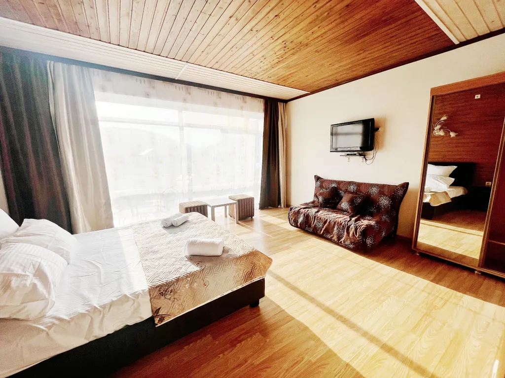 Квартира Четырехместный комфорт — аренда посуточно в Архипо-Осиповка