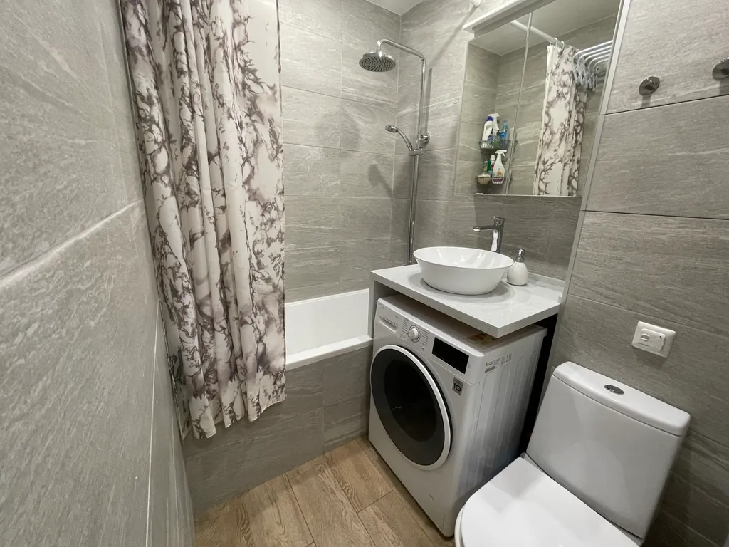 Студия в жк Радужный