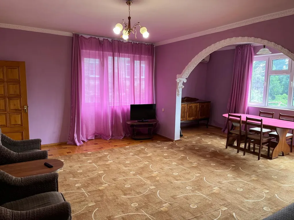 Большая и уютная квартира для приятного отдыха на море