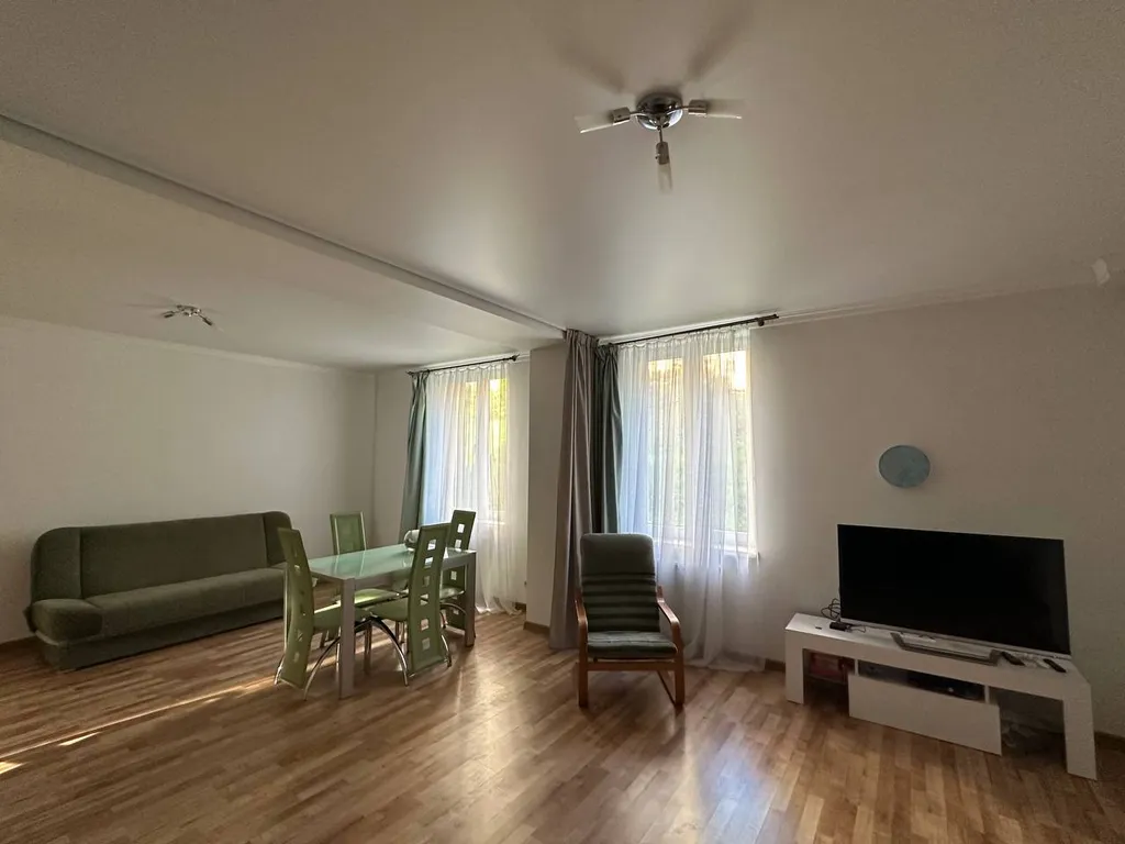 Квартира Просторная двухкомнатная квартира в центре города — Светлогорск