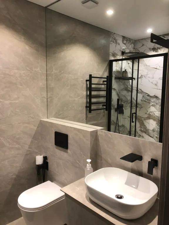 Классная квартира на Патрокле с видом на море и просторным паркингом