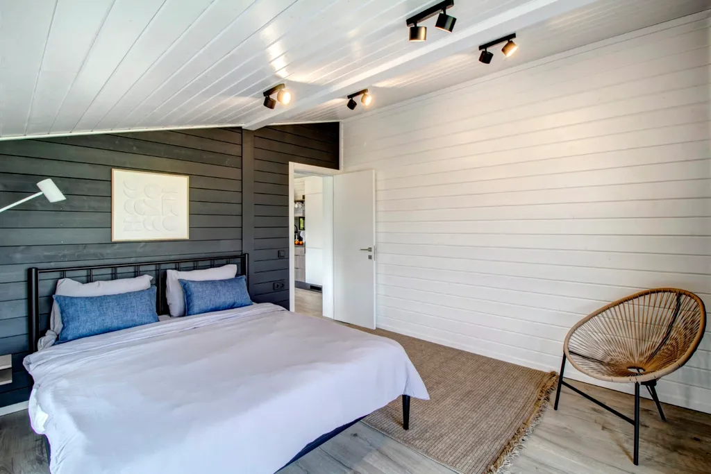 Дoм с видом на лec