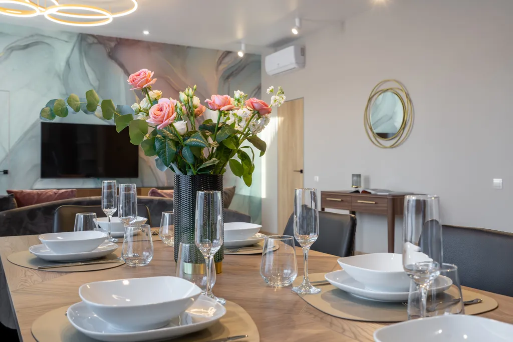 Дизайнерские апартаменты Охта КраСКИ Gold