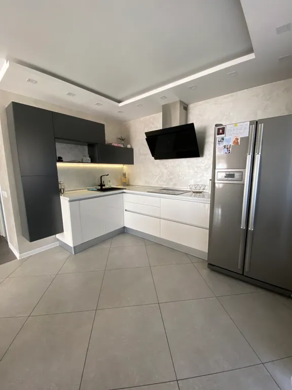 Уютная трехкомнатная квартира в 2 километрах от центра города