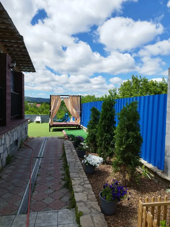 Гостевой дом с баней на дровах и видом на горы