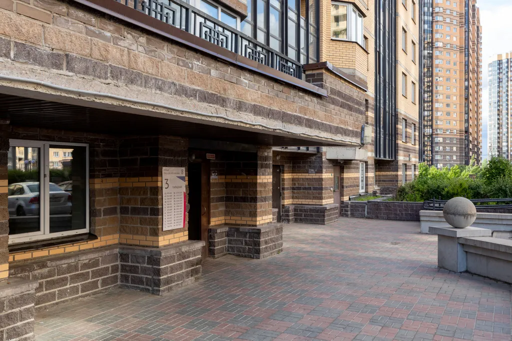 Евро трёхкомнатная квартира рядом с метро